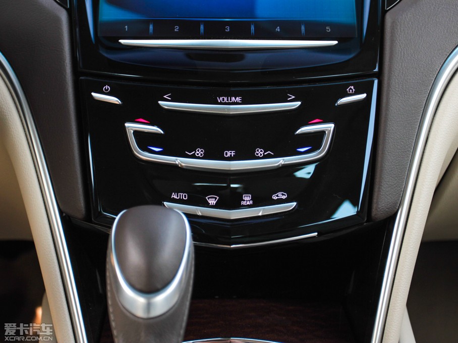 2013��P������XTS 28T ���m��