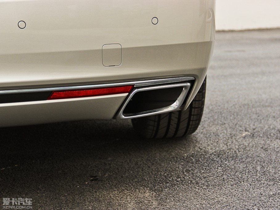 2014��P������XTS 28T ���A��