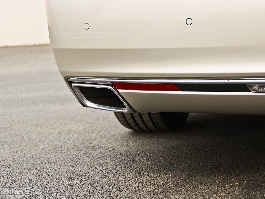 2014��P������XTS 28T ���A��