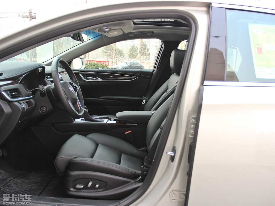 2014��P������XTS 28T ���A��