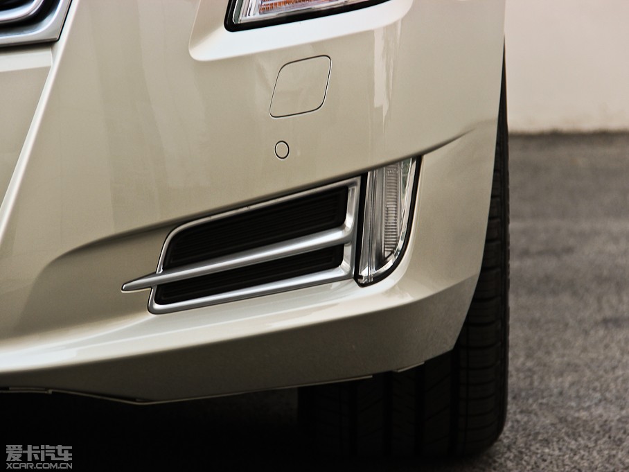 2014��P������XTS 28T ���A��