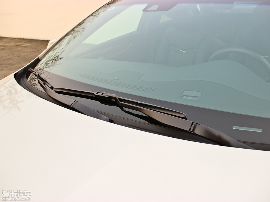 2014��P������XTS 28T ���A��