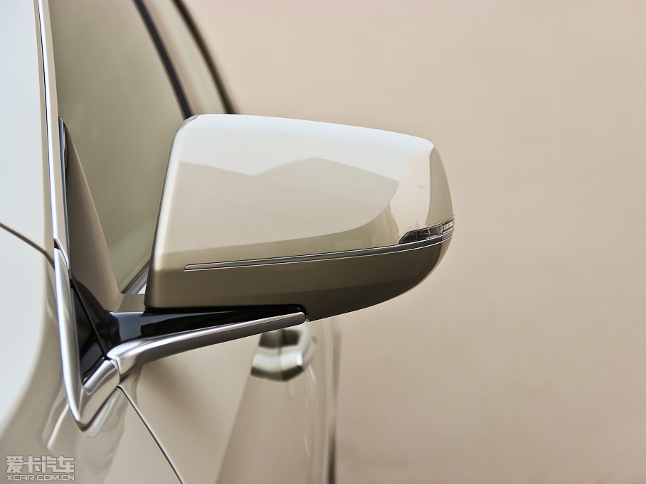 2014��P������XTS 28T ���A��