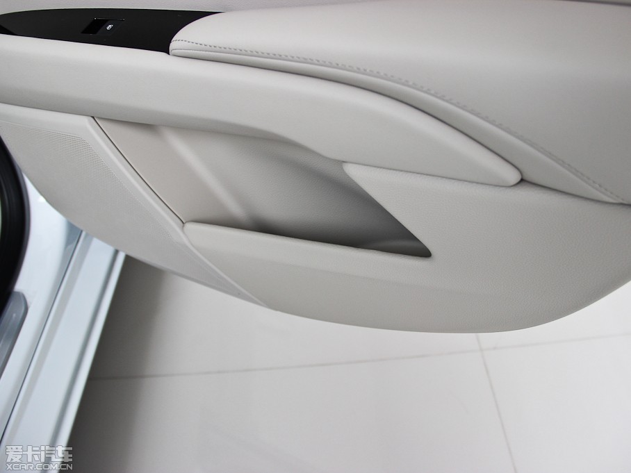 2014��P������XTS 28T ��Ӣ��