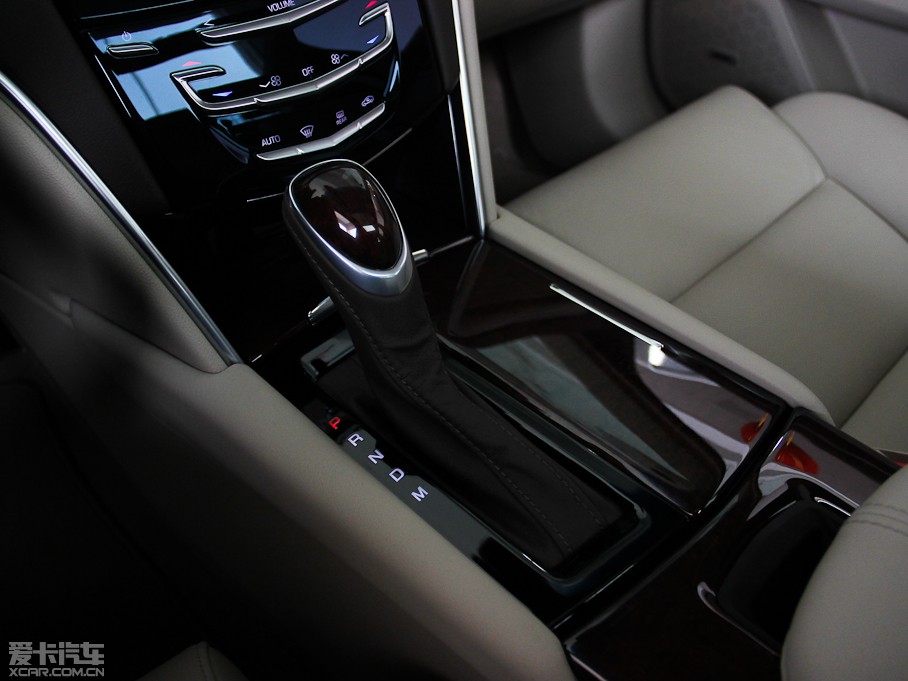 2014��P������XTS 28T ��Ӣ��