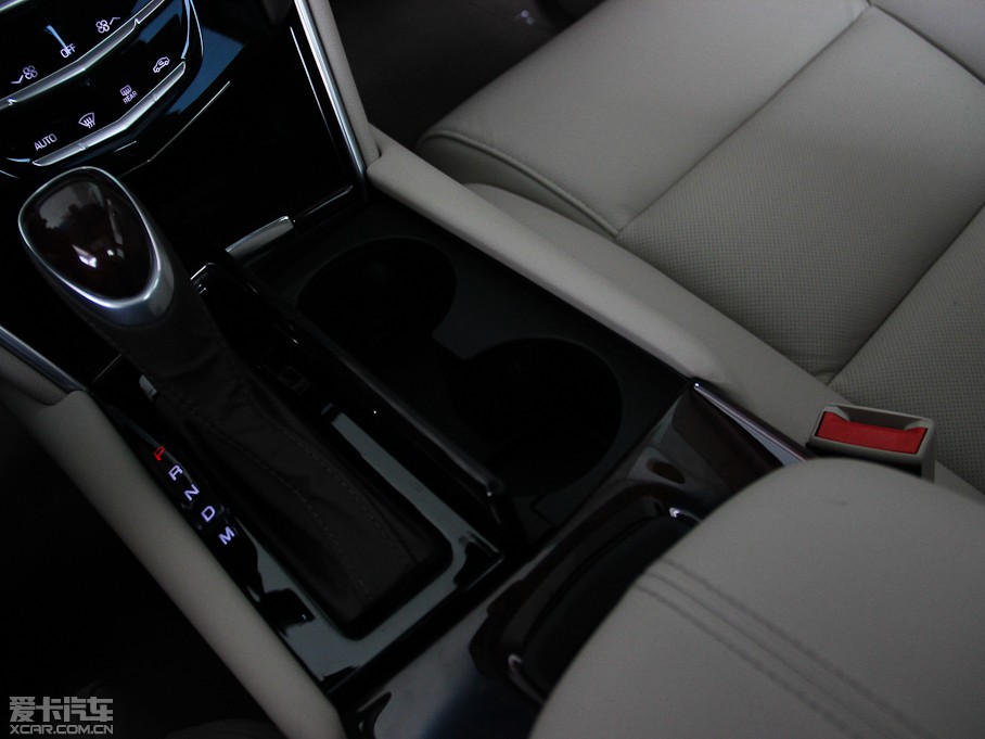 2014��P������XTS 28T ��Ӣ��