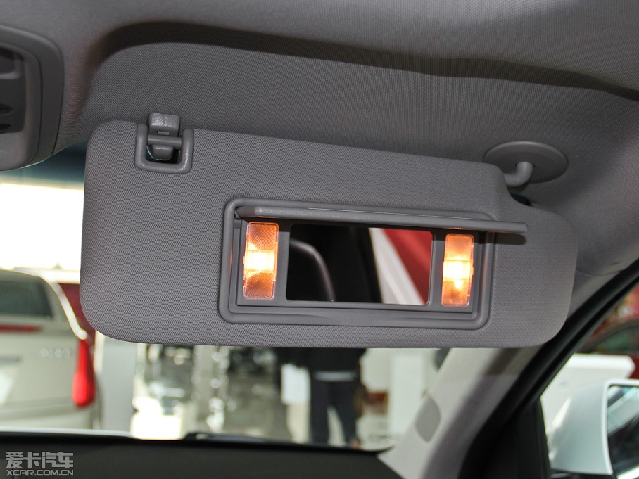 2014��P������ATS-L 25T �r����