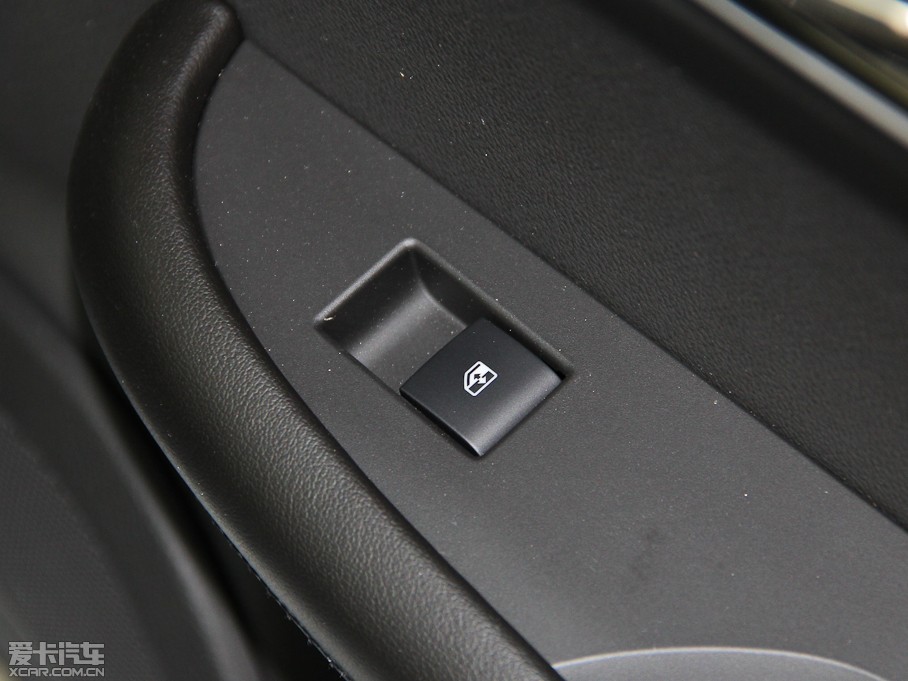 2014��P������ATS-L 25T �r����