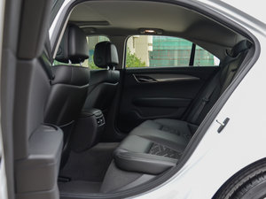 2014款28T 精英型 D3运动设计版 后排空间