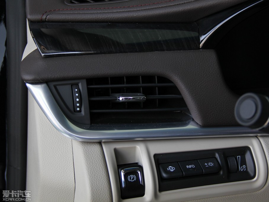 2015��P������XTS 28T �K���