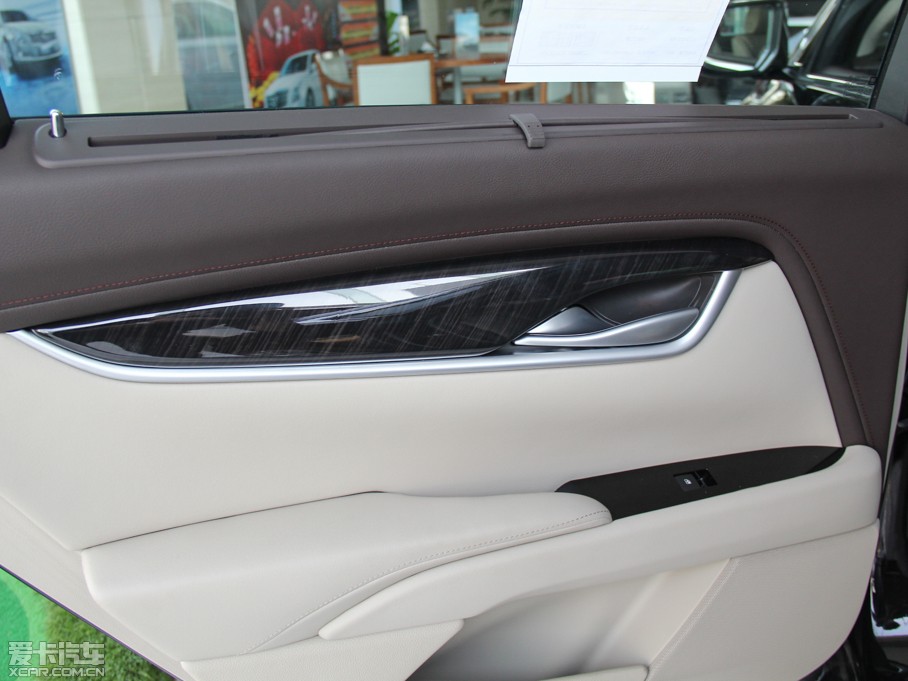 2015��P������XTS 28T �K���