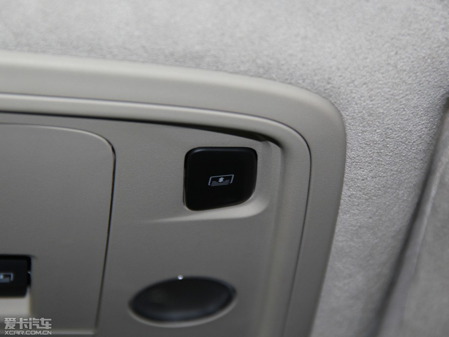 2015��P������XTS 28T �K���