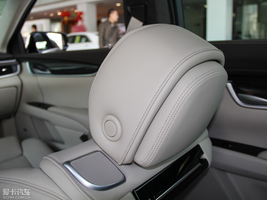 2015��P������XTS 28T �K���