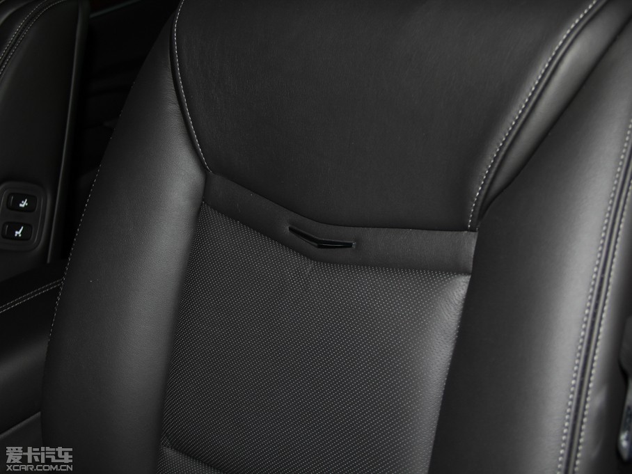 2015��P������XTS 28T ���A��