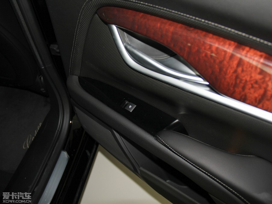 2015��P������XTS 28T ���A��