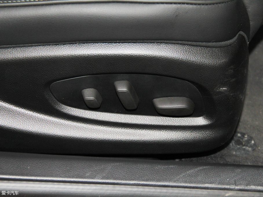 2016��P������ATS-L 28T �I����