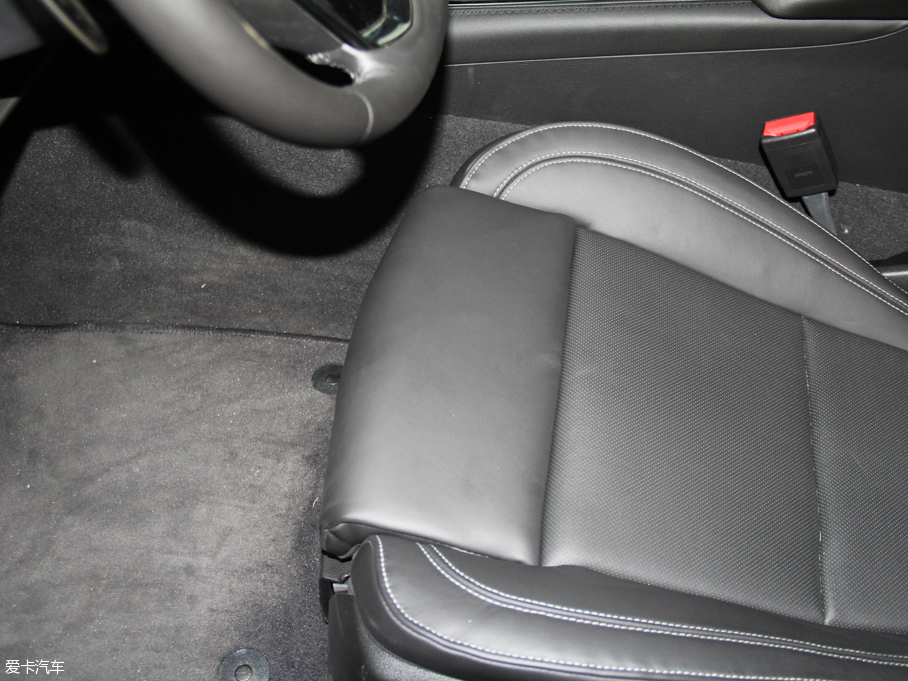 2016��P������ATS-L 28T �I����