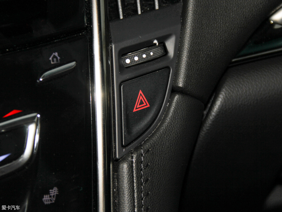 2016��P������ATS-L 28T �I����