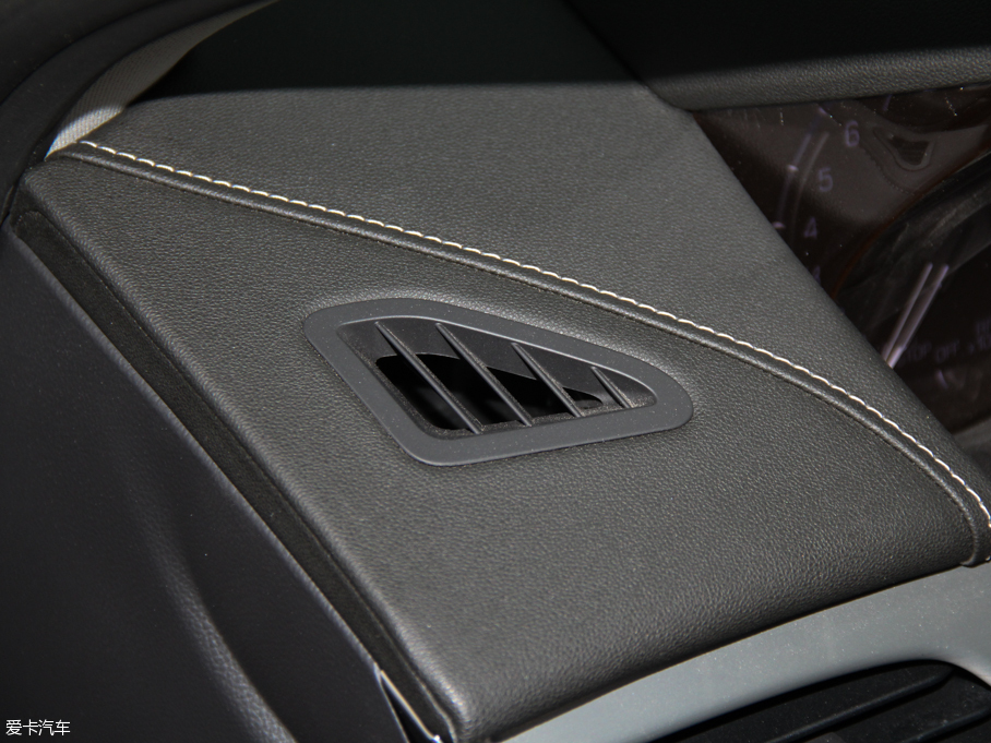 2016��P������ATS-L 28T �I����