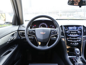2016款28T 技术型 中控台