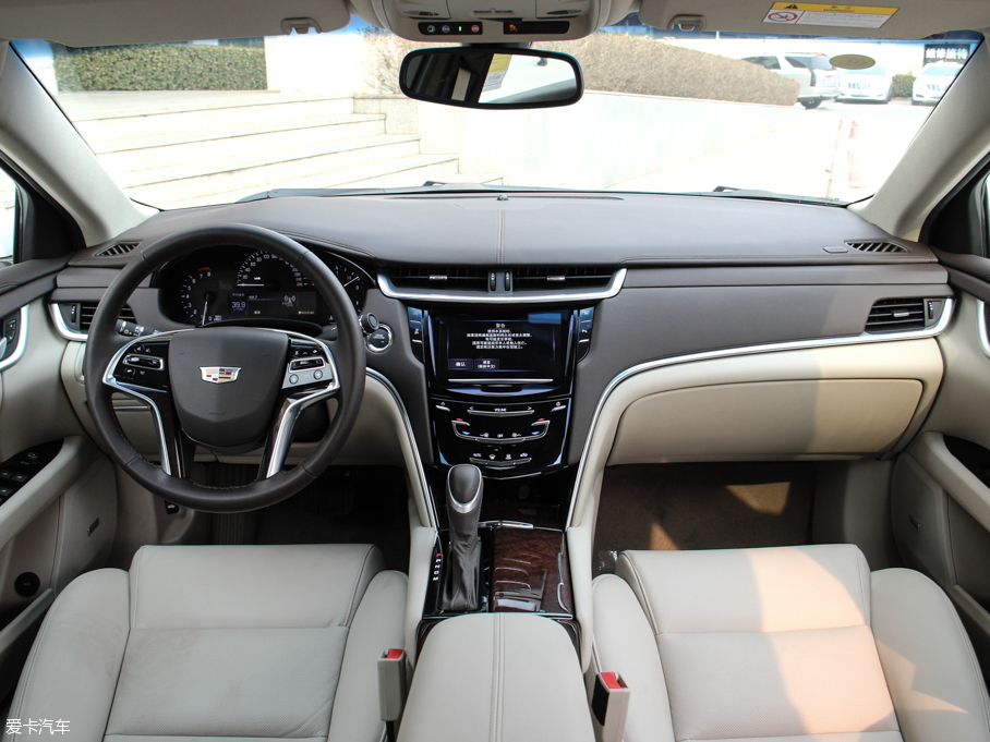 2016��P������XTS 28T ���g��