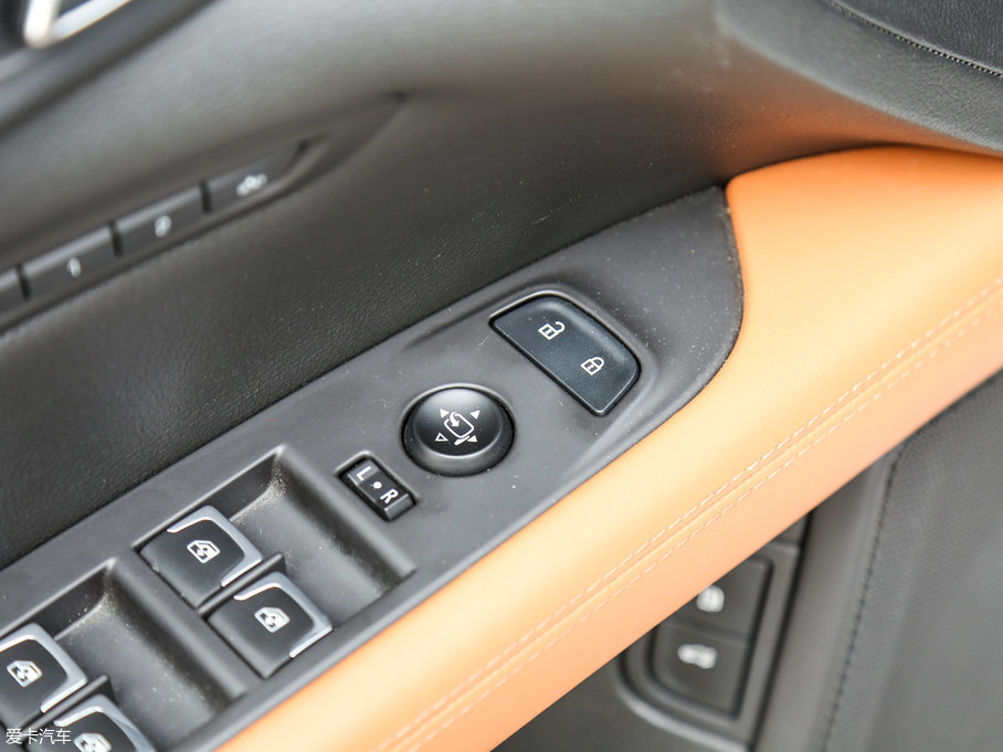 2017PCT6 Plug-in 30E I