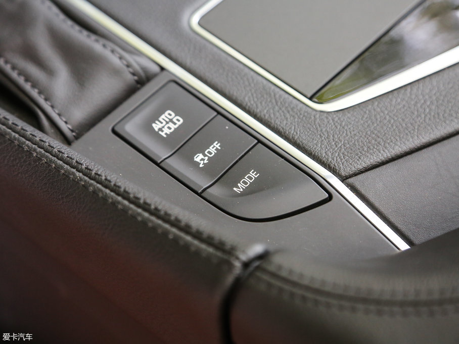 2017PCT6 Plug-in 30E I(lng)