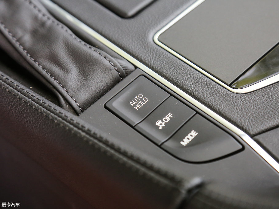 2017PCT6 Plug-in 30E I(lng)