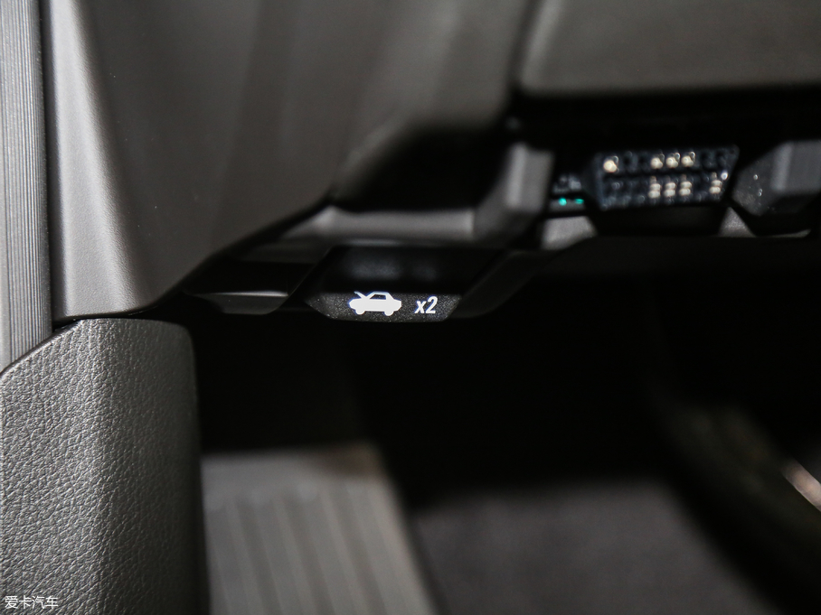 2017PCT6 Plug-in 30E Ӣ