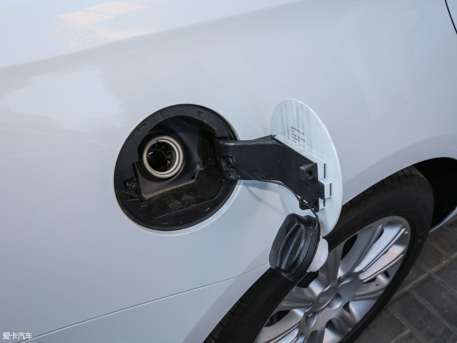 2017��P������XTS 28T ���A��