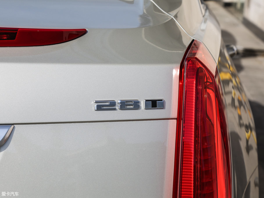 2017��P������XTS 28T ��Ӣ��