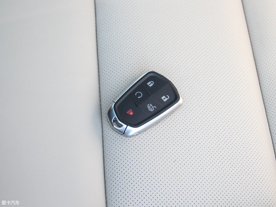 2017��P������XTS 28T ��Ӣ��