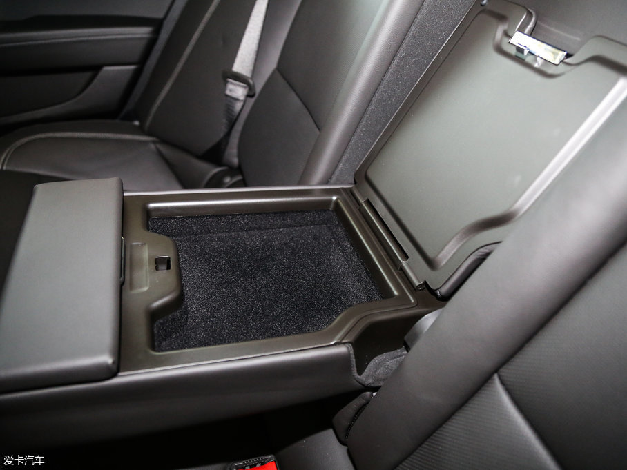 2017PATS-L 28T r(sh)