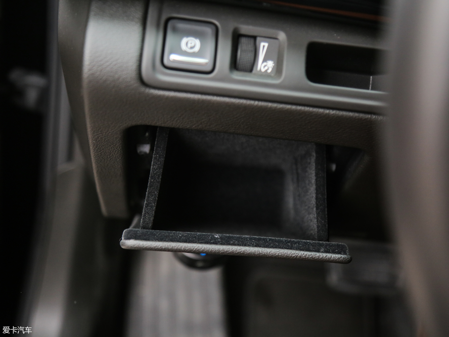 2017��P������CT6 28T �I����