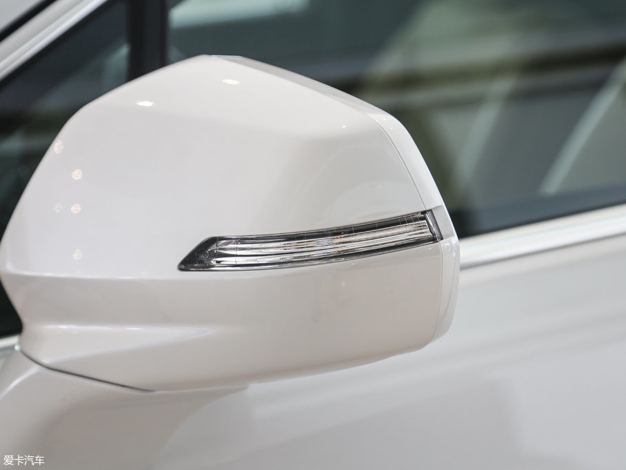 2017PXT5 c 28T 򌼼g