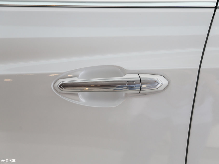 2017PXT5 c 28T 򌼼g