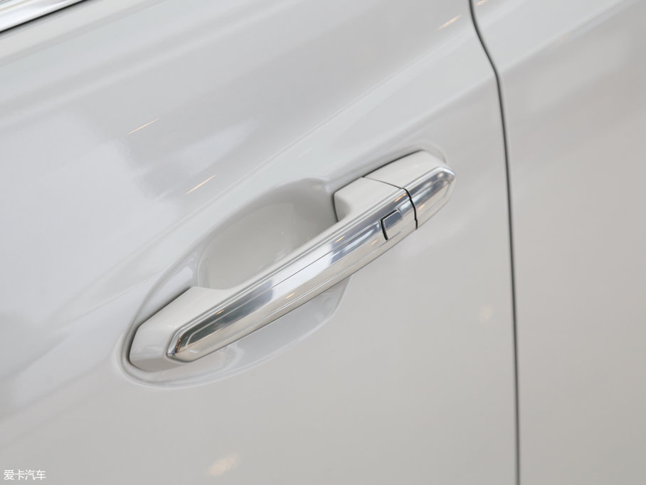 2017PXT5 c 28T 򌼼g