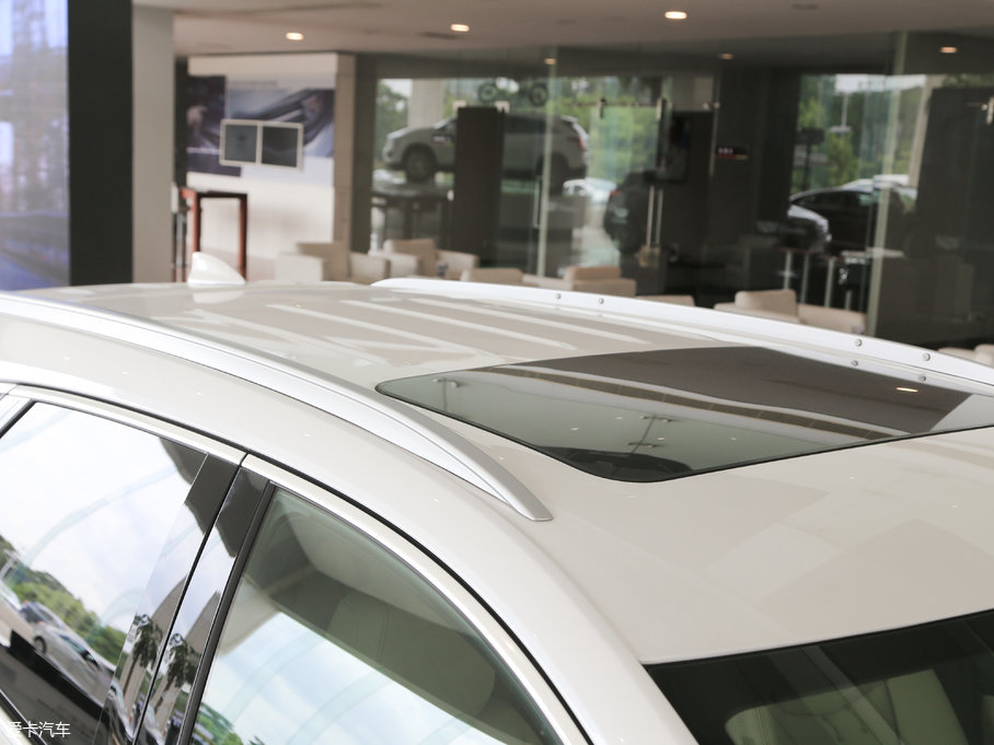 2017PXT5 c 28T (q)g(sh)