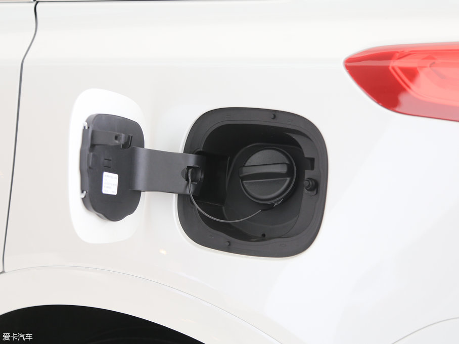 2017PXT5 c 28T 򌼼g