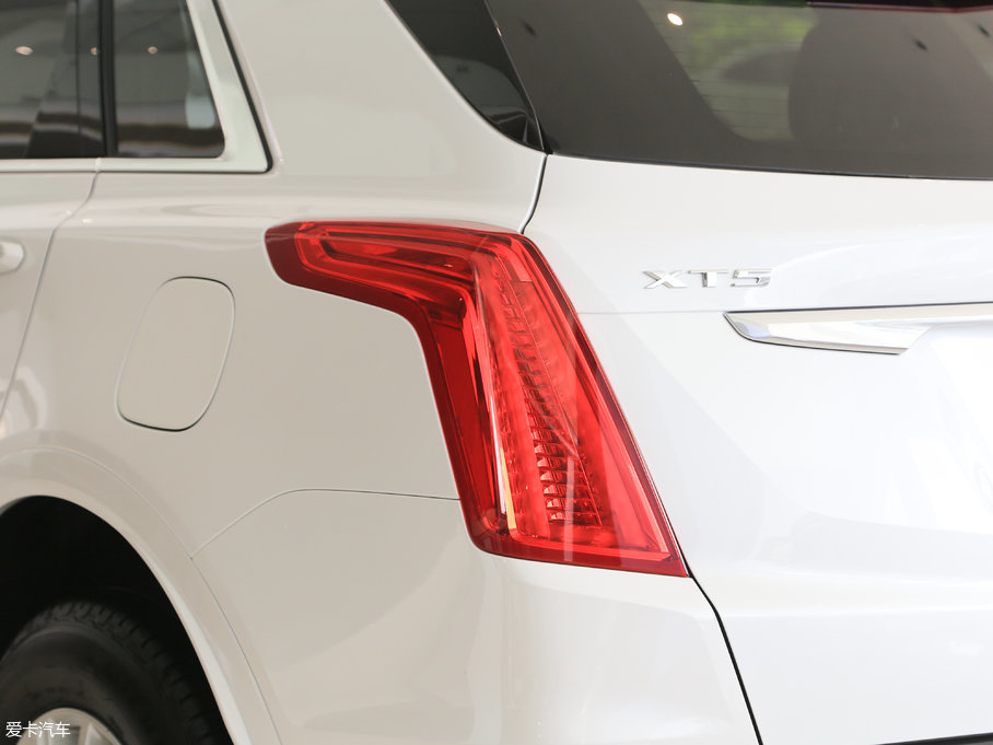 2017PXT5 c 28T 򌼼g