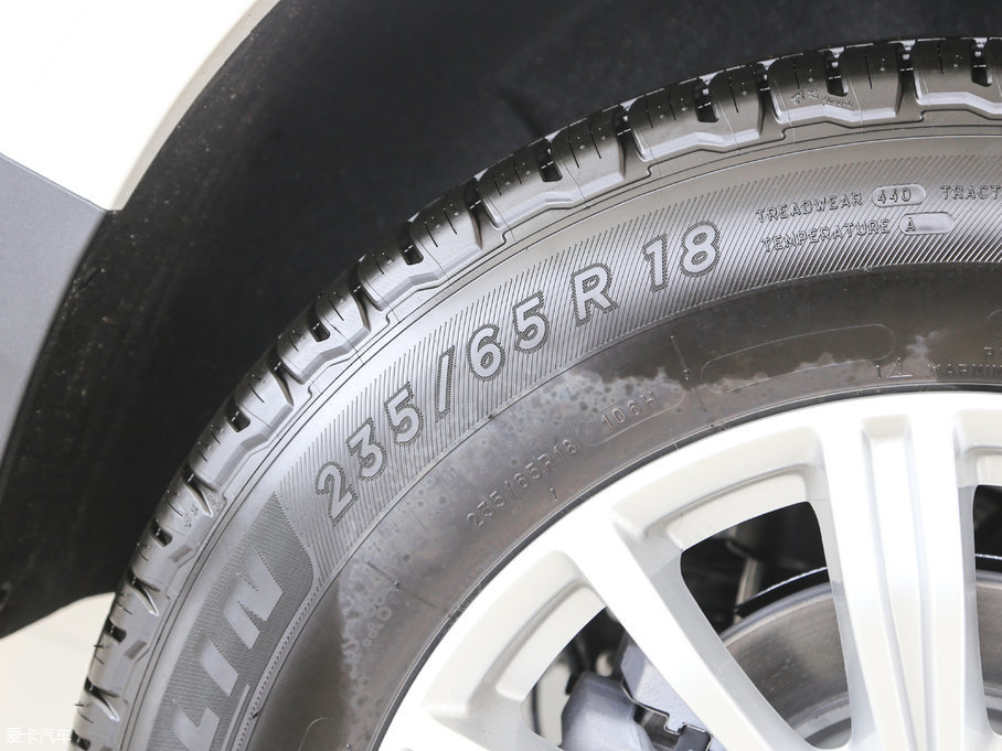 2017PXT5 c 28T (q)g(sh)