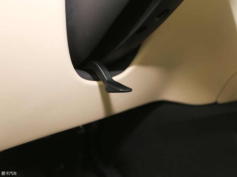 2017PXT5 c 28T 򌼼g