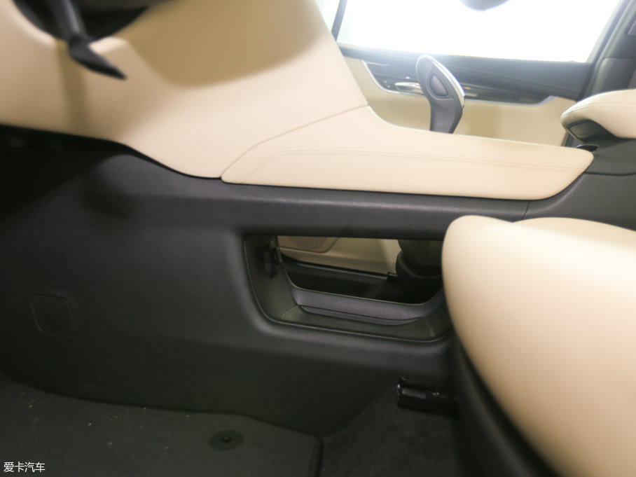 2017PXT5 c 28T 򌼼g