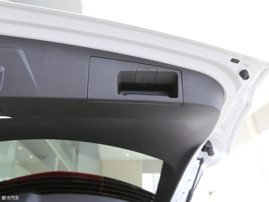 2017PXT5 c 28T 򌼼g