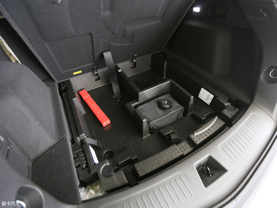 2017PXT5 c 28T 򌼼g