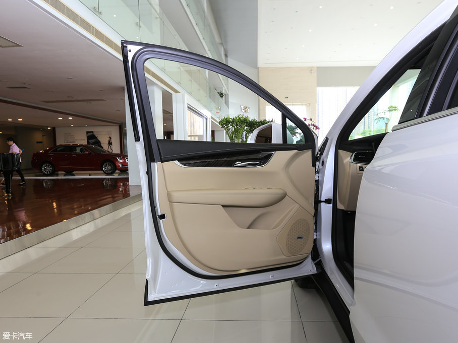 2017PXT5 c 28T 򌼼g