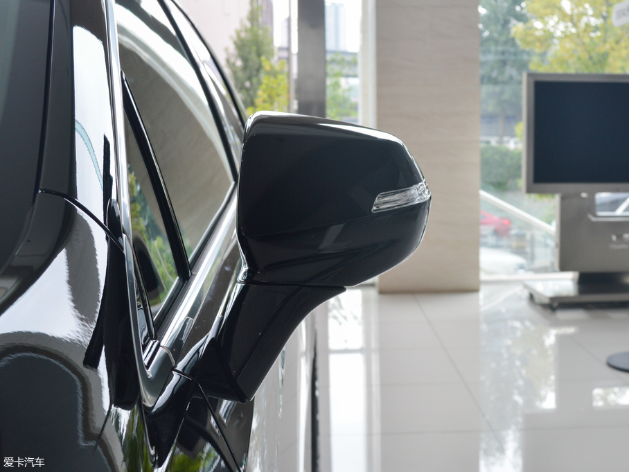 2017PXT5 c 28T (q)g(sh)