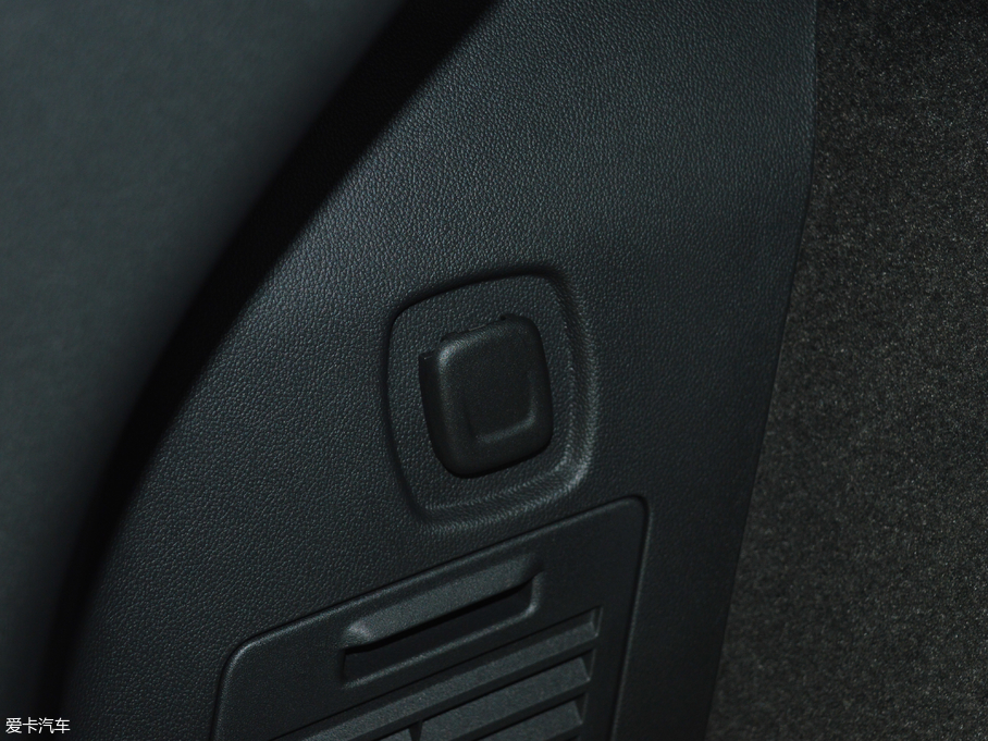 2017PXT5 c 28T 򌼼g