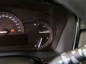 2017c 28T (q)A п؅^(q)