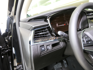 2017c 28T (q)A п؅^(q)